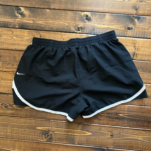 Nike Shorts - Picture 3 of 3